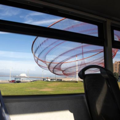 rotunda da anémona vista do interior do autocarro
